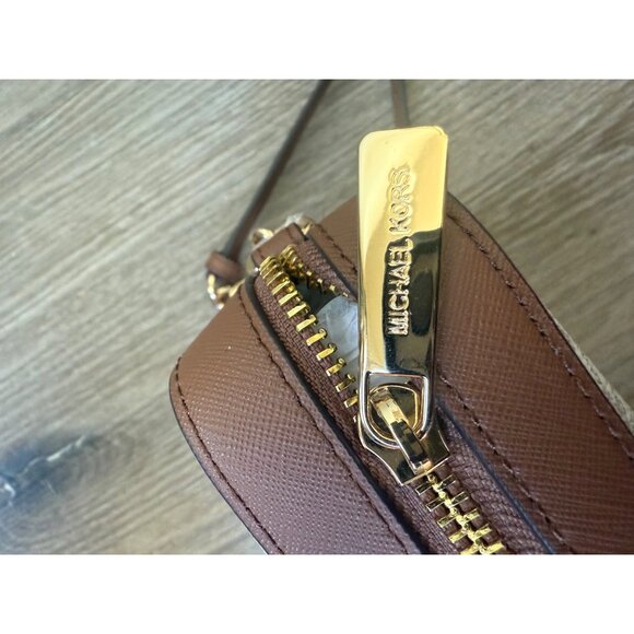 Michael Kors Jet Set Crossbody Bag Purse NWT White Cream Ivory Logo Long Chain - Picture 7 of 10